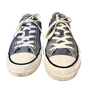 Chuck Taylor Converse